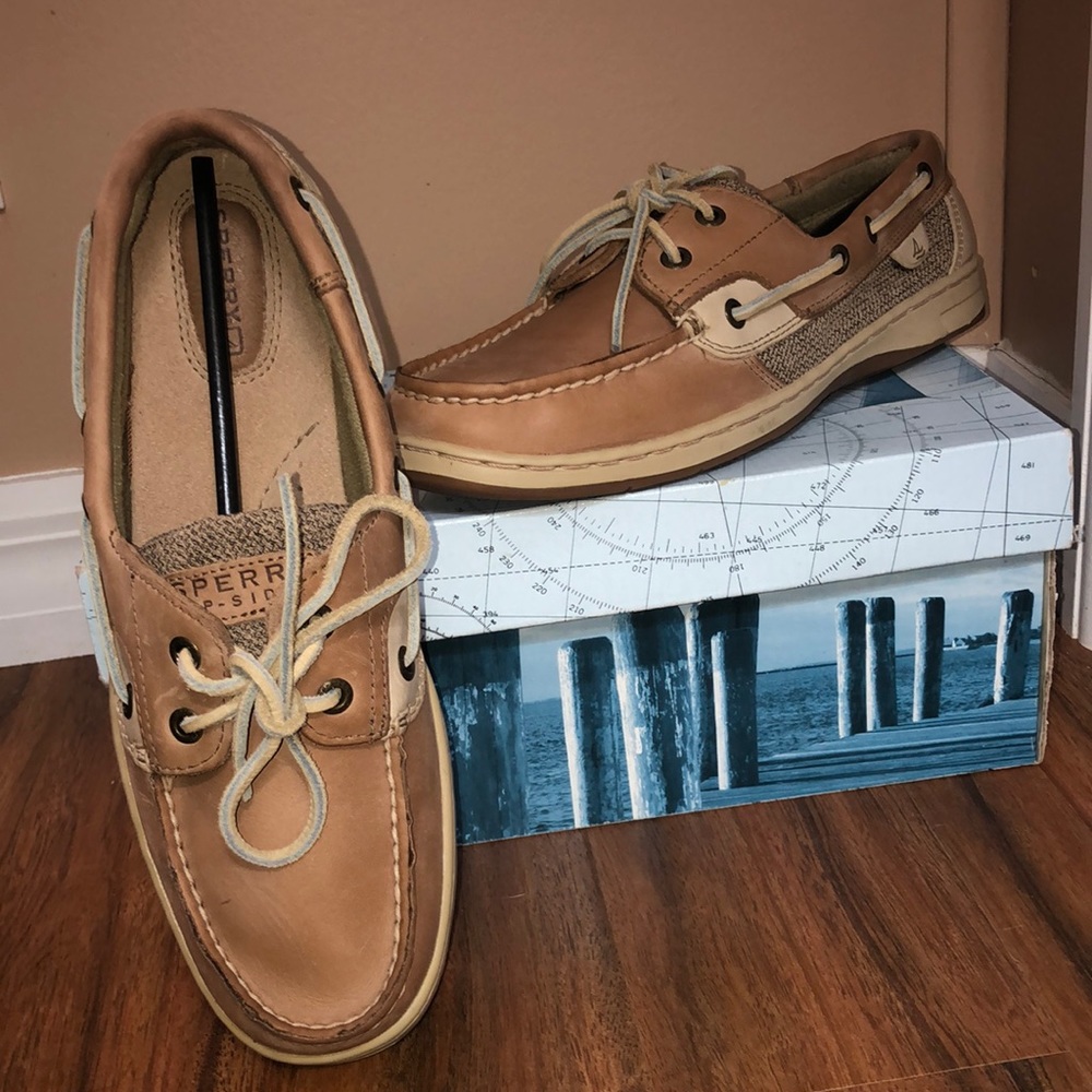 **SOLD** ✨NEW - Sperry Bluefish Deck Shoe - Ladies 9 - Linen Oat
